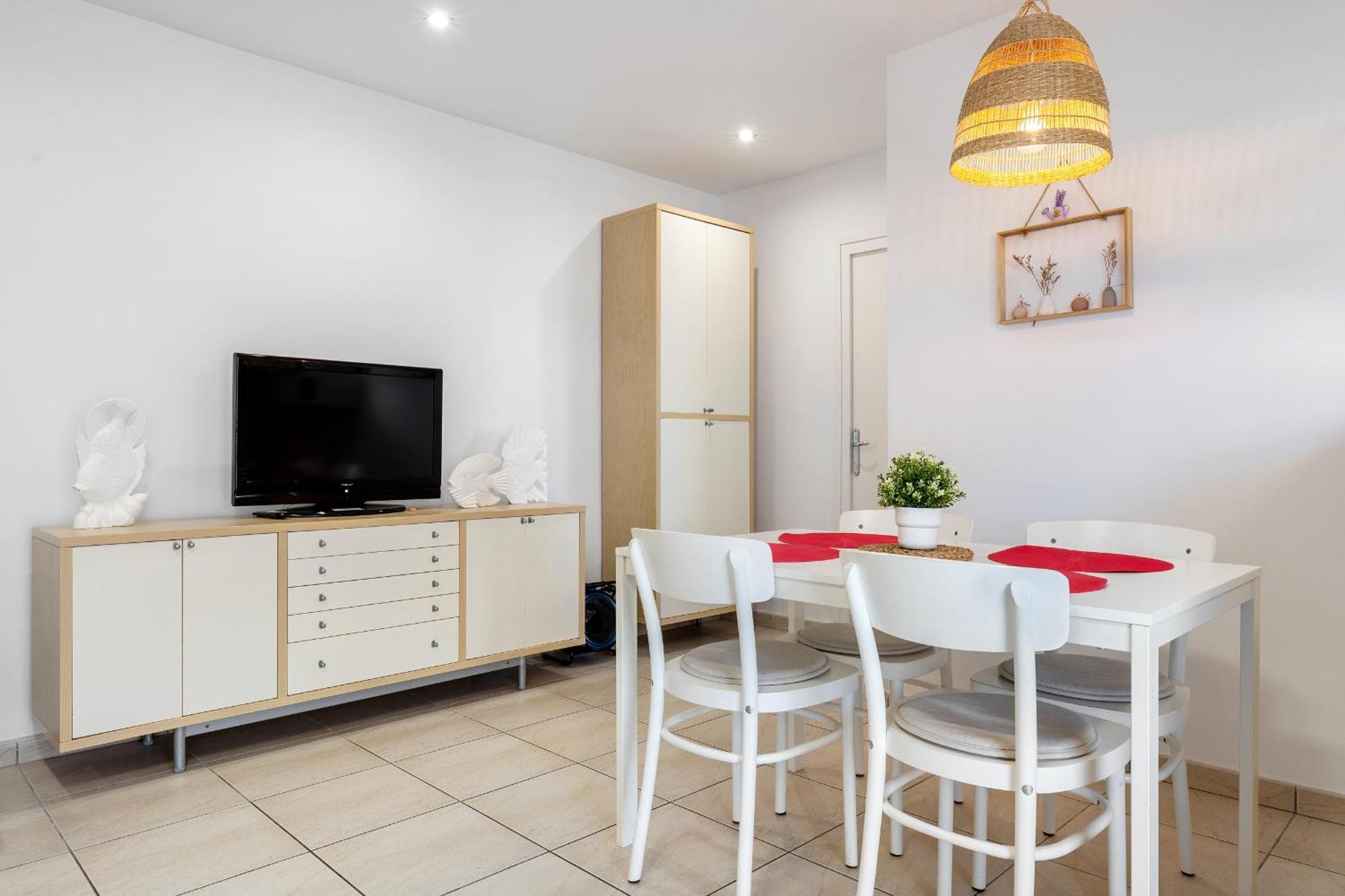 Hauzify I Apartament Llevant Santa Susana Exterior foto